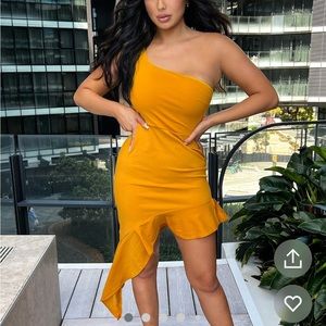 one shoulder asymmetrical dress